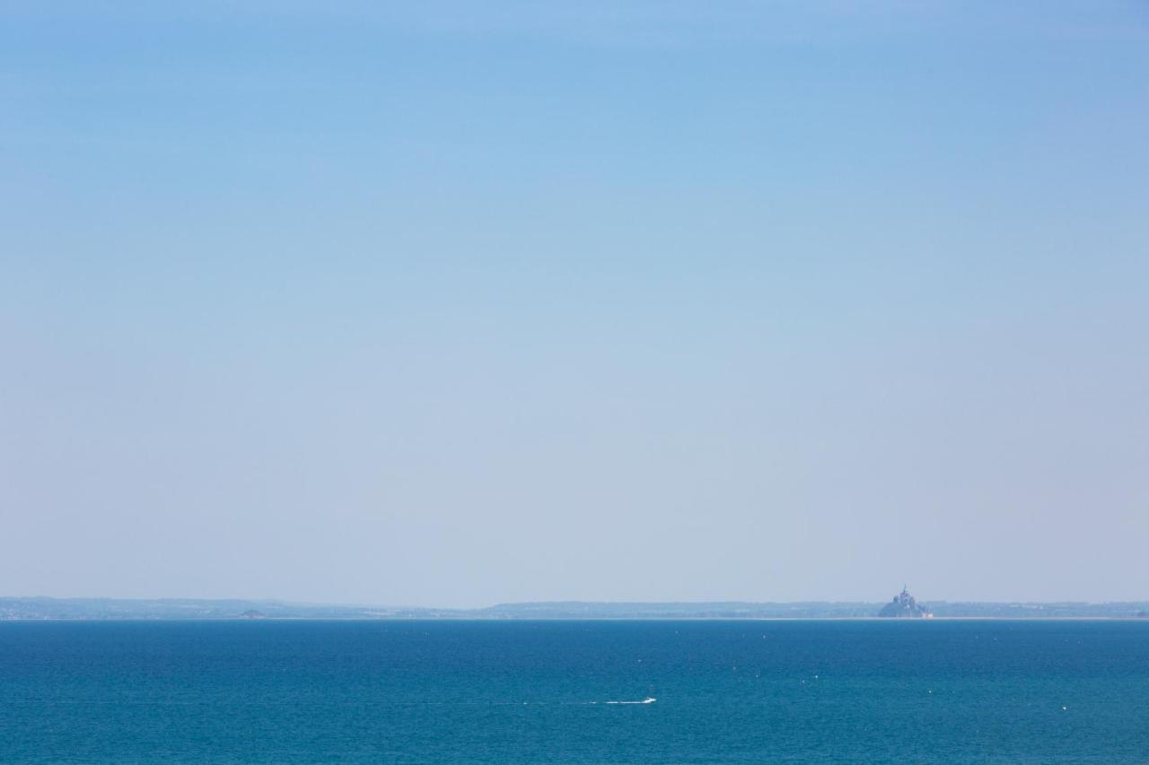 La Metairie-Du-Vauhariot - Vue Mer Et Mont Saint Michel - Piscine Chauffee - Acces Gr34 Канкал Екстериор снимка
