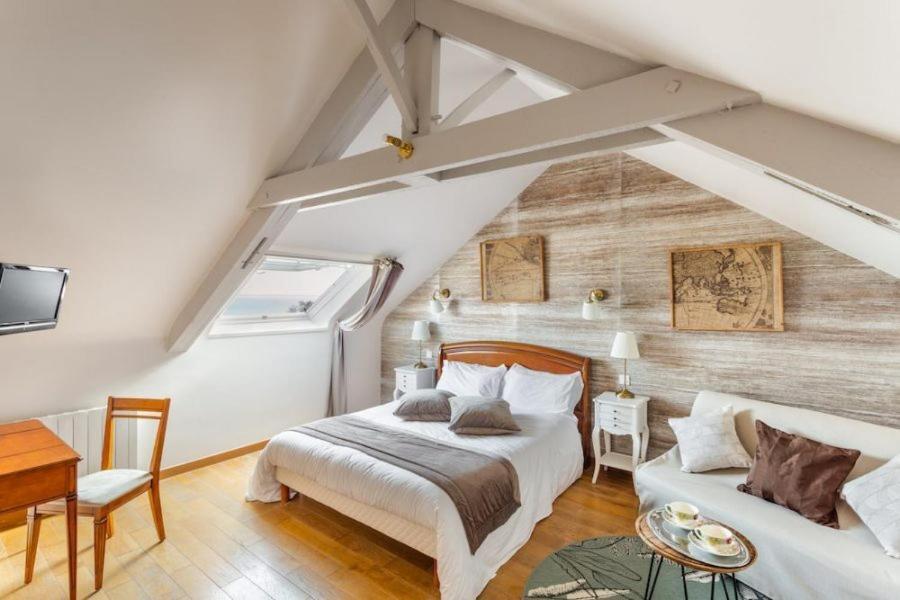 La Metairie-Du-Vauhariot - Vue Mer Et Mont Saint Michel - Piscine Chauffee - Acces Gr34 Канкал Екстериор снимка