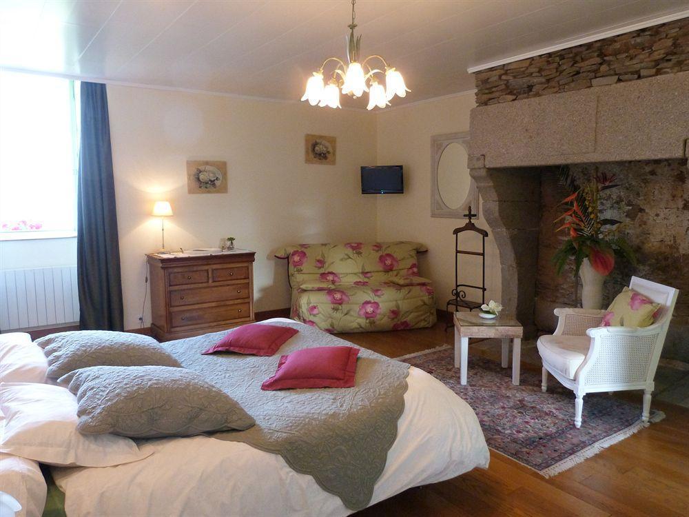 La Metairie-Du-Vauhariot - Vue Mer Et Mont Saint Michel - Piscine Chauffee - Acces Gr34 Канкал Екстериор снимка